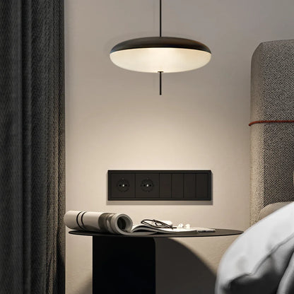 Claudio 2065 Saucer Pendant Light