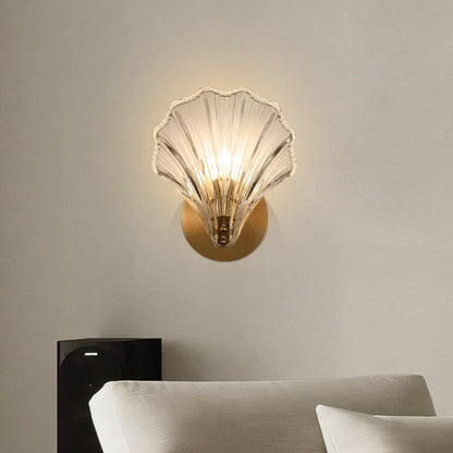 Luis shell wall light
