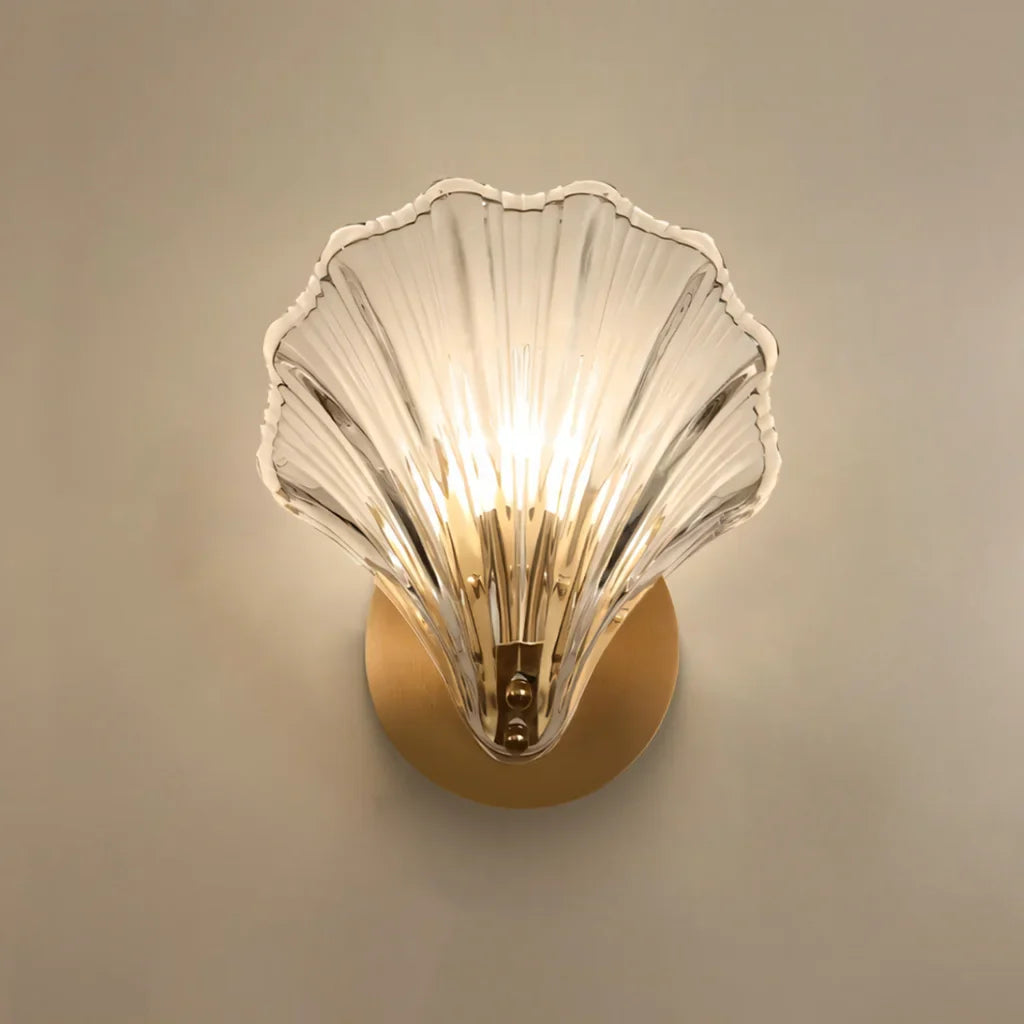Luis shell wall light
