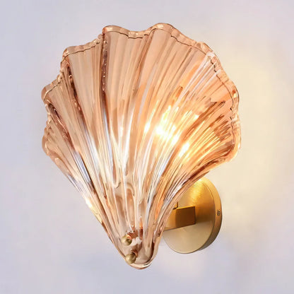 Luis shell wall light