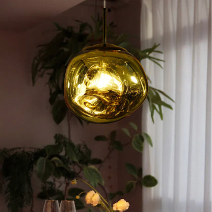 Nilla Melt Pendant Light
